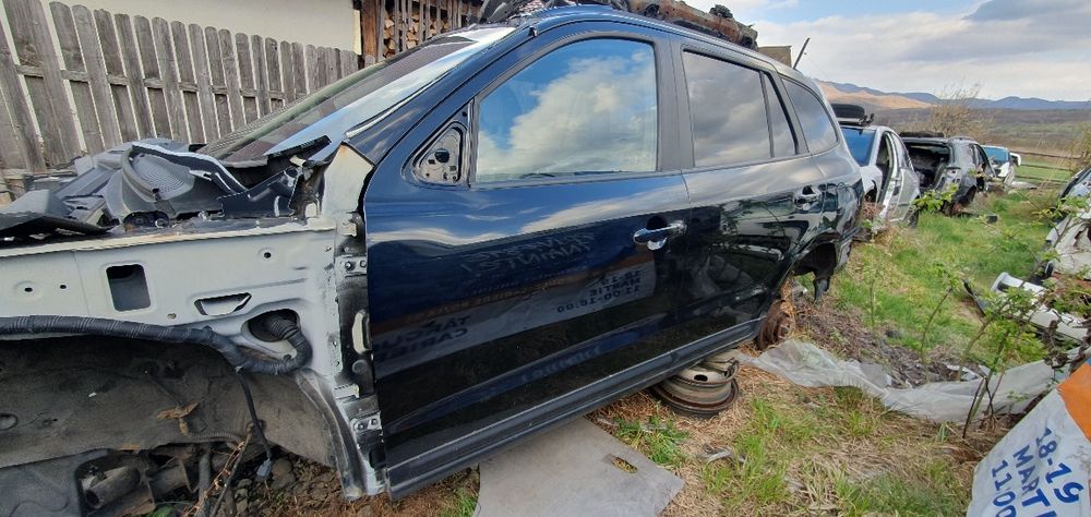 Ușii stânga ~ dreapta față si spate Hyundai Santa fe an 2008