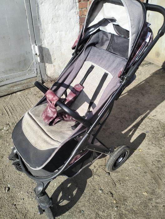 Коляска прогулочная