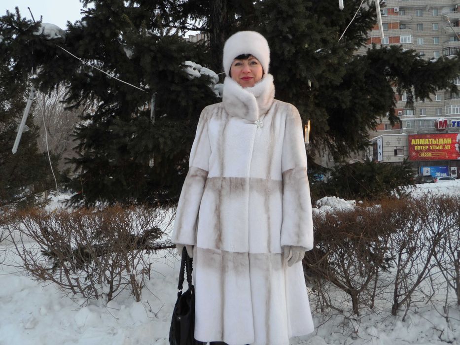 пальто меховое женское