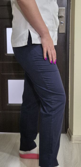 Costum medical asistenta