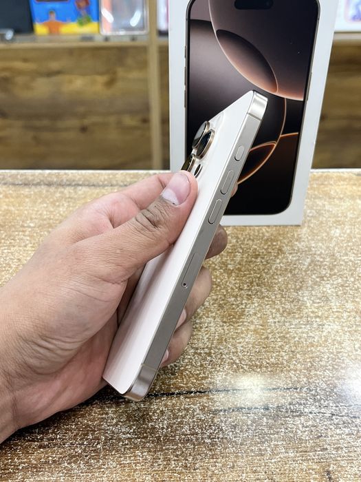 Продам iPhone 16 Pro (kaspi 0-0-12)