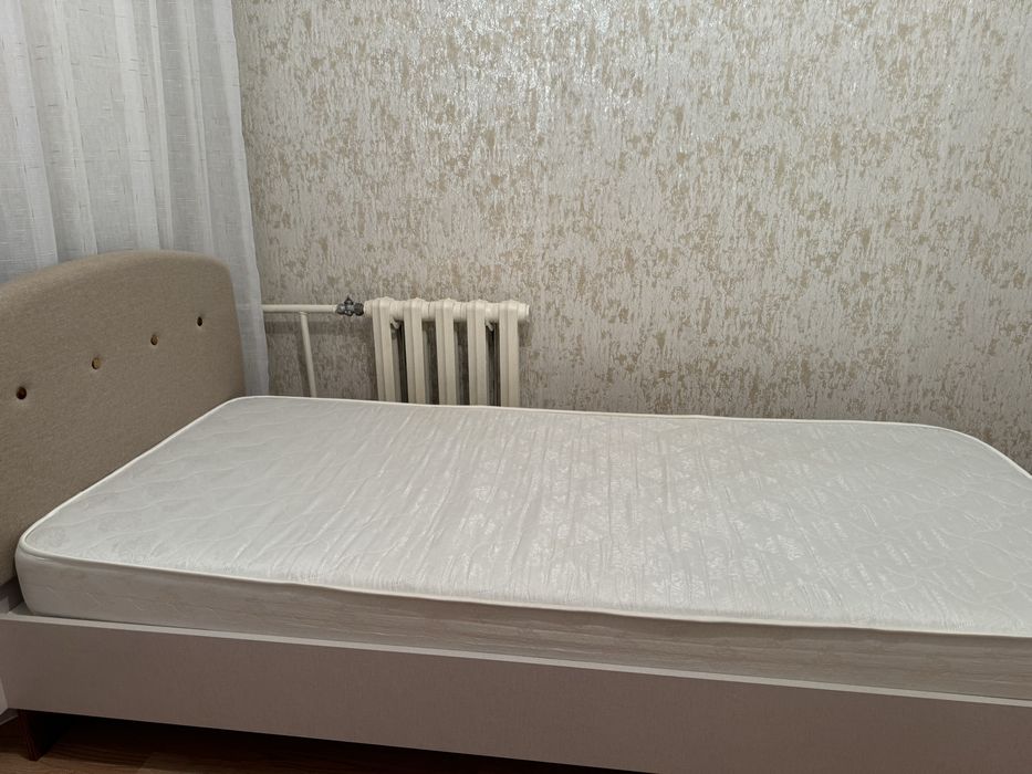 кровать 90x200 с матрасом