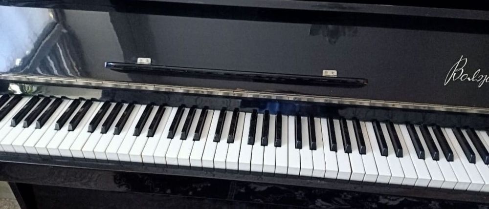 Пианино в рабочем состоянии.