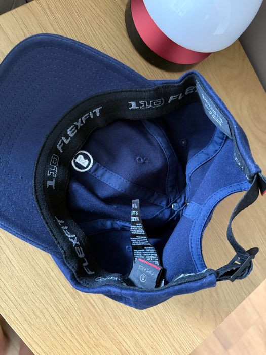 Синя шапка с козирка Bogner fire + ice