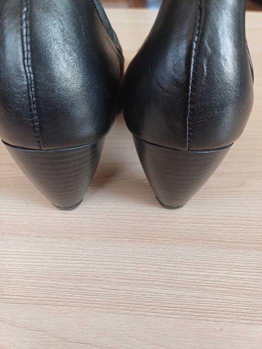Pantofi piele pt dans , mar 35