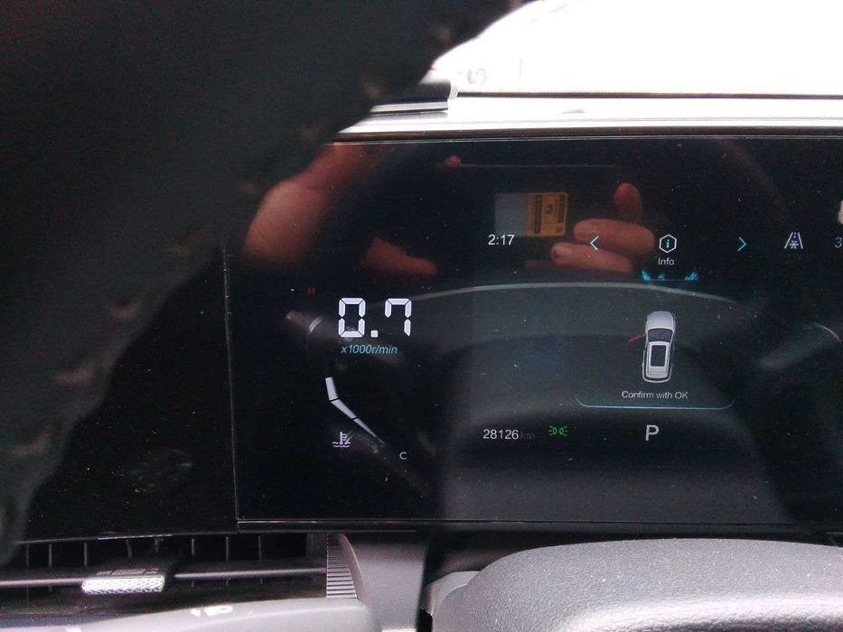 Bestune T55  срочно сотилади