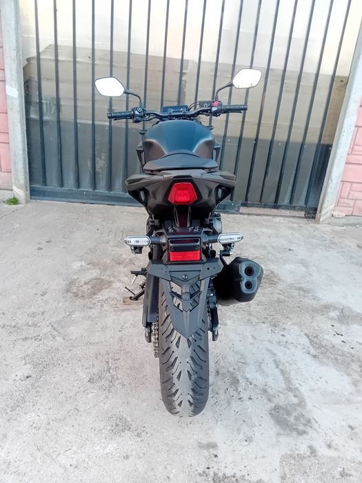 Honda cb500f  2024