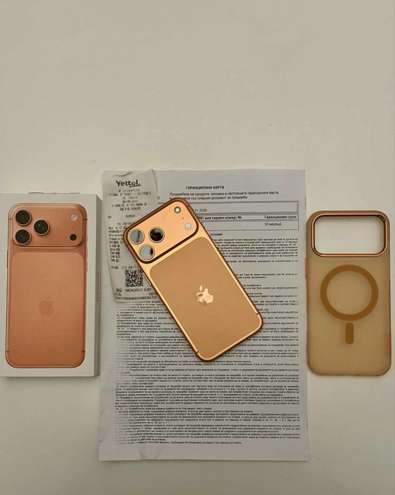 iPhone 17 Pro Max 256GB, гаранция 36 месеца + оранжев калъф