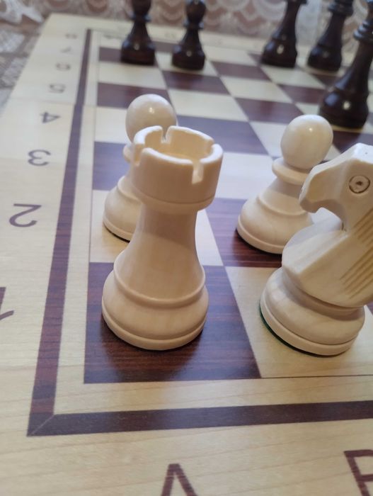 Шахматен комплект