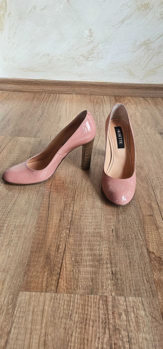 обувки на ток Musette