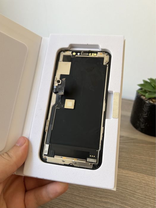 100% ОРИГИНАЛЕН дисплей за iPhone 11 PRO, 2г гаранция!