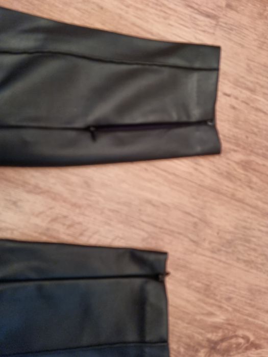 Pantaloni piele ecologica Zara masura S