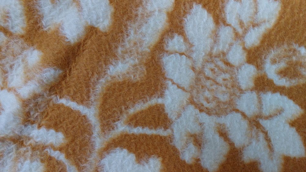 Одеяло из верблюжьей шерсти