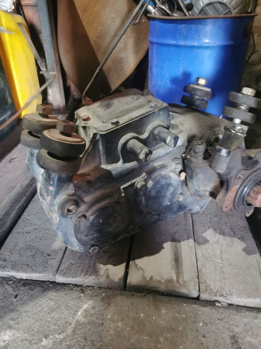 Раздатка на газ 66. В отличном состоянии