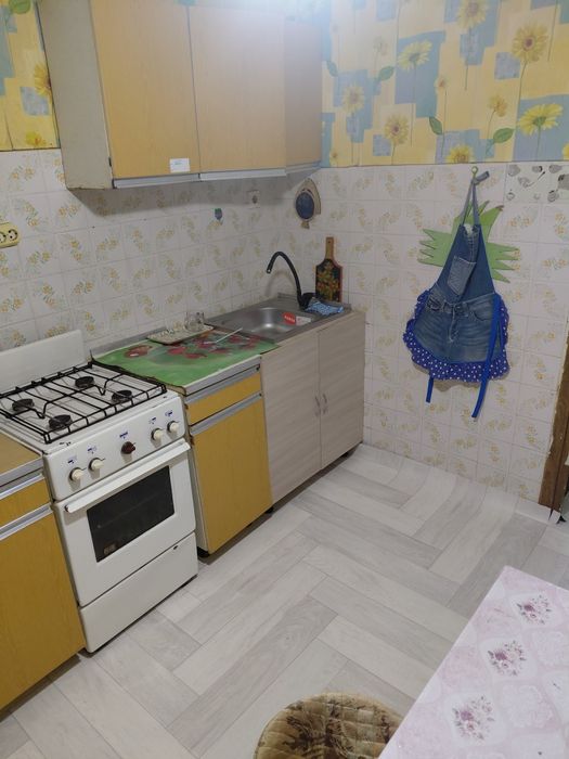 Сдам 2х ком квартиру.