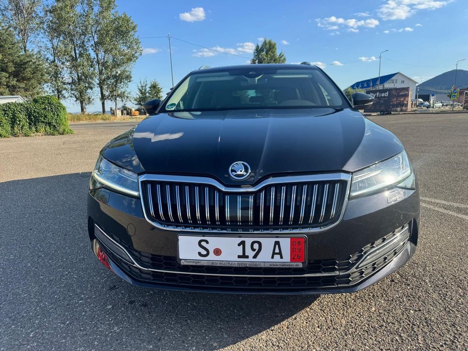 SKODA Superb 2022 — imagine 2