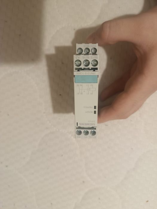 Продам реле защиты