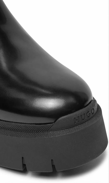 Дамски ботуши Hugo номер 38 оригинални нови