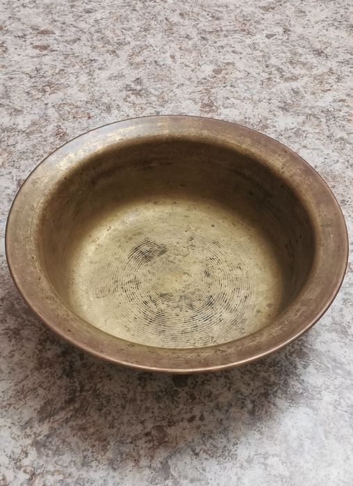 Старинный медный тазик