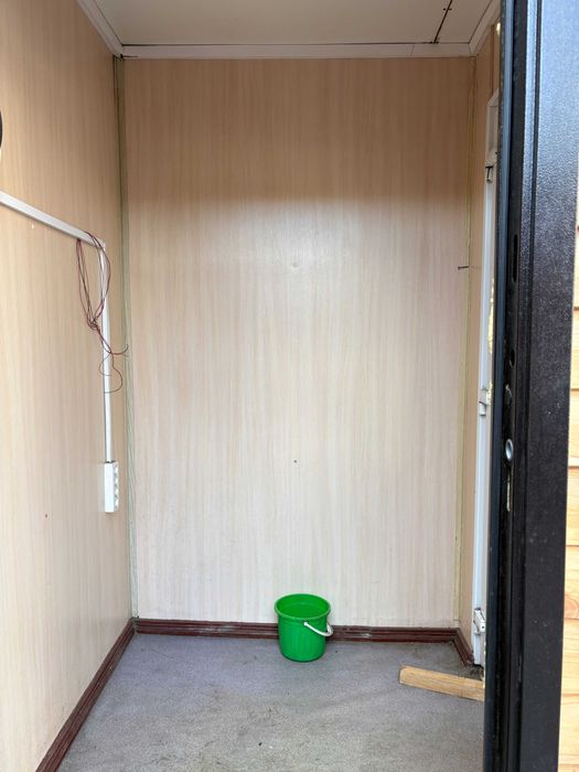 Торговый переносной павильон с местом