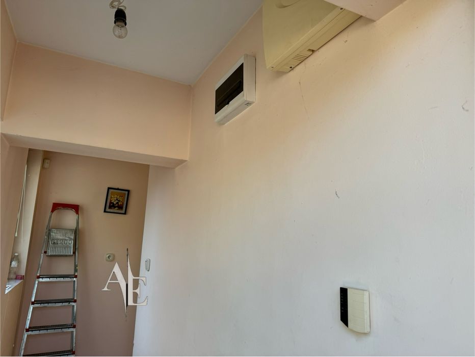 Продава се Къща в Угърчин - 269 кв.м за 181 €/кв.м - Снимка #18