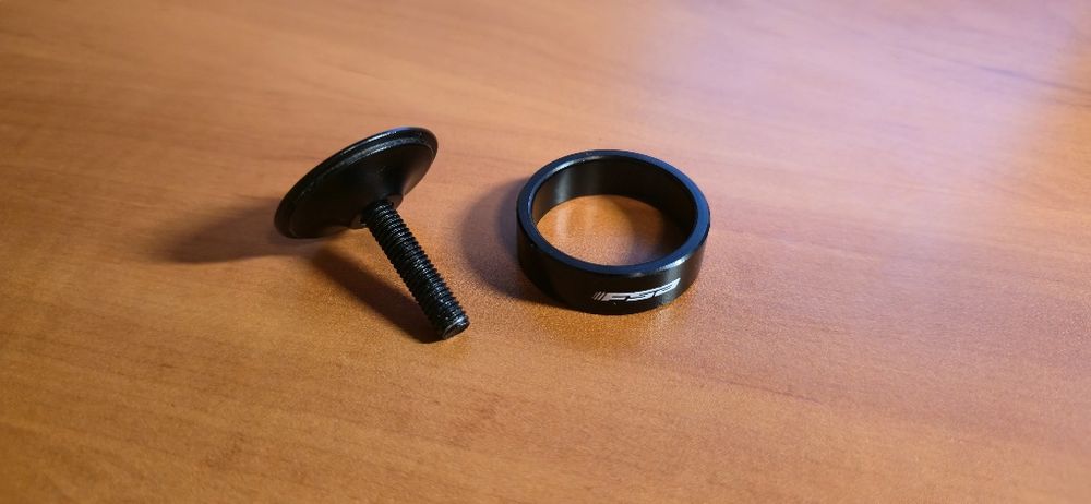 Vând ghidon și pipă Specialized!