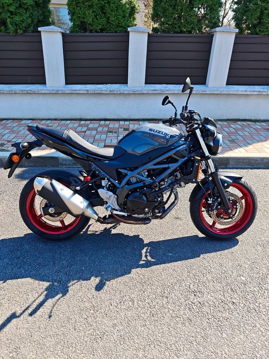 Suzuki SV650 2024