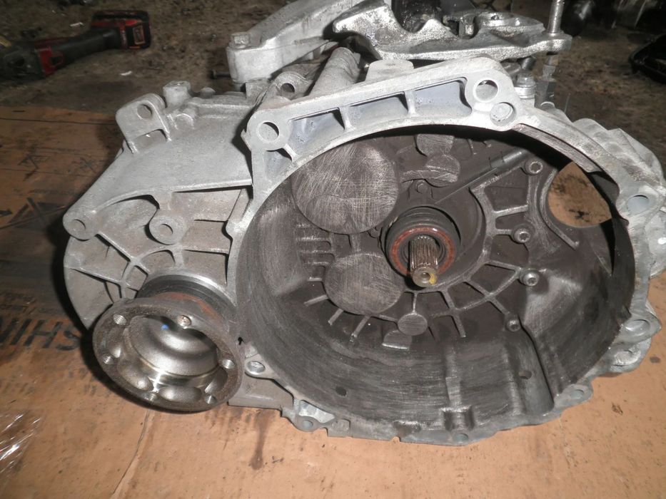 Cutie viteze VW Scirocco 2.0 TFSI KNU