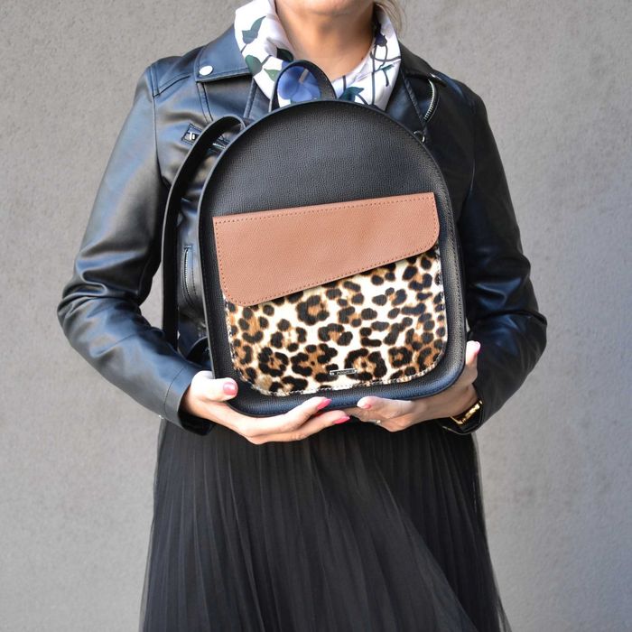 Раница от естеатвена кожа