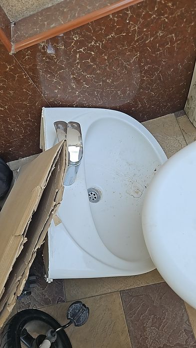 Продаю раковину (Испания)