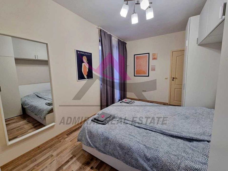 Дава се под наем Двустаен апартамент в Варна, Гръцка махала - 70 кв.м за 670 € - Снимка #3