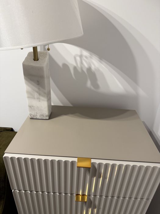 Set 2 comode bej mobexpert ca noi