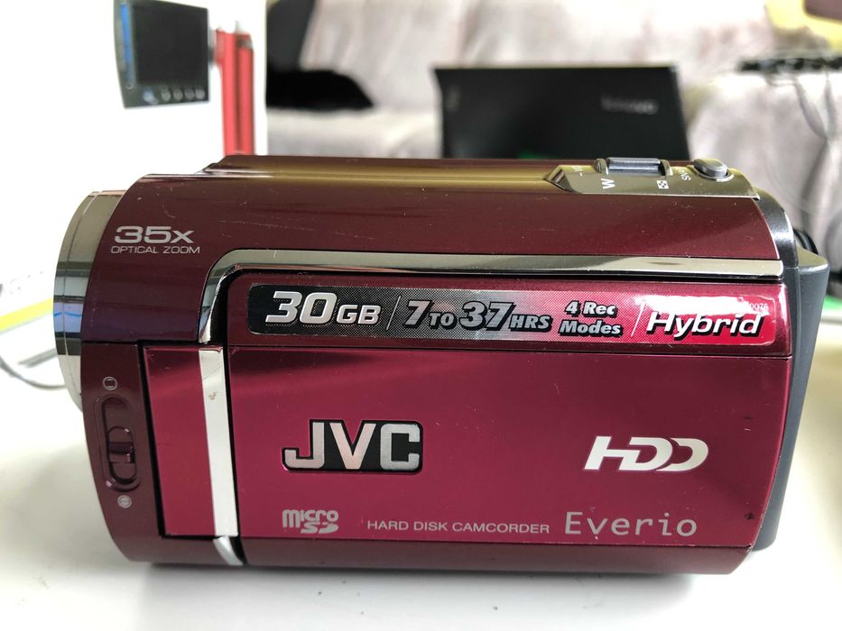JVC Everio GZ-MG330 Hybrid Camcorder-30GB Hard Drive