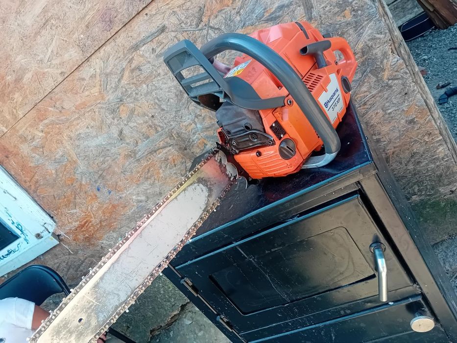 Vând Husqvarna sau fac schimb