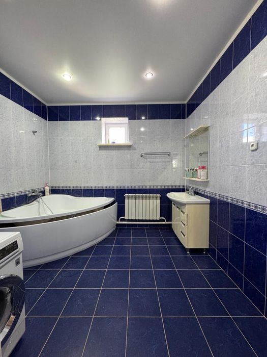 Продам кирпичный дом 8 сот (226,5 м2)