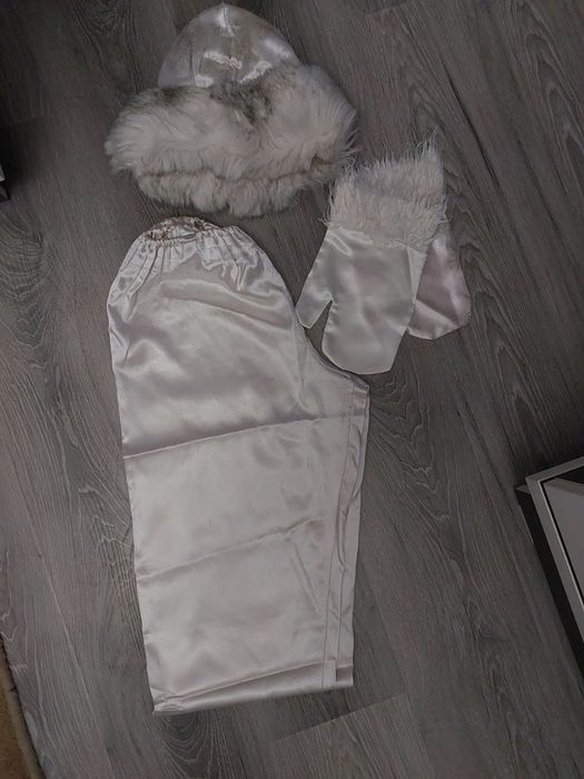 Костюм Деда Мороза и Снегурочки