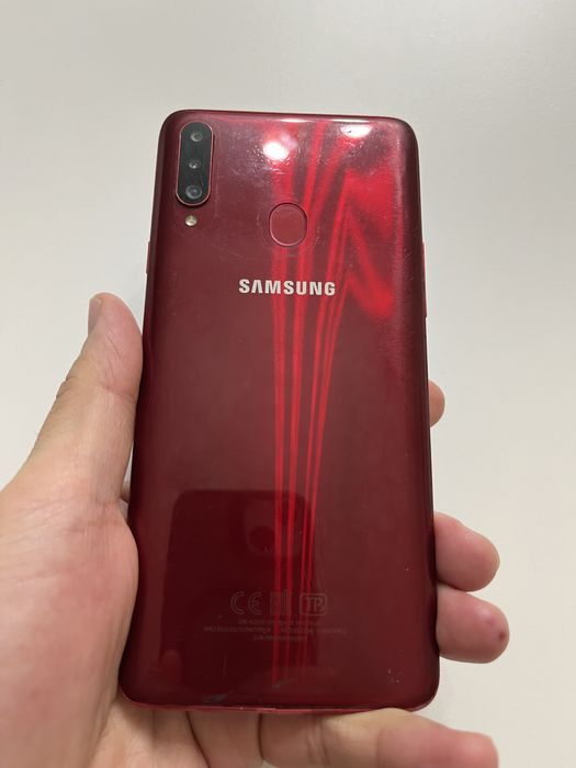 Самсунг А20s///////