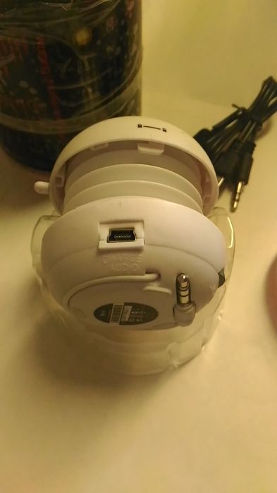 Boxa x mini portabila. Noua.