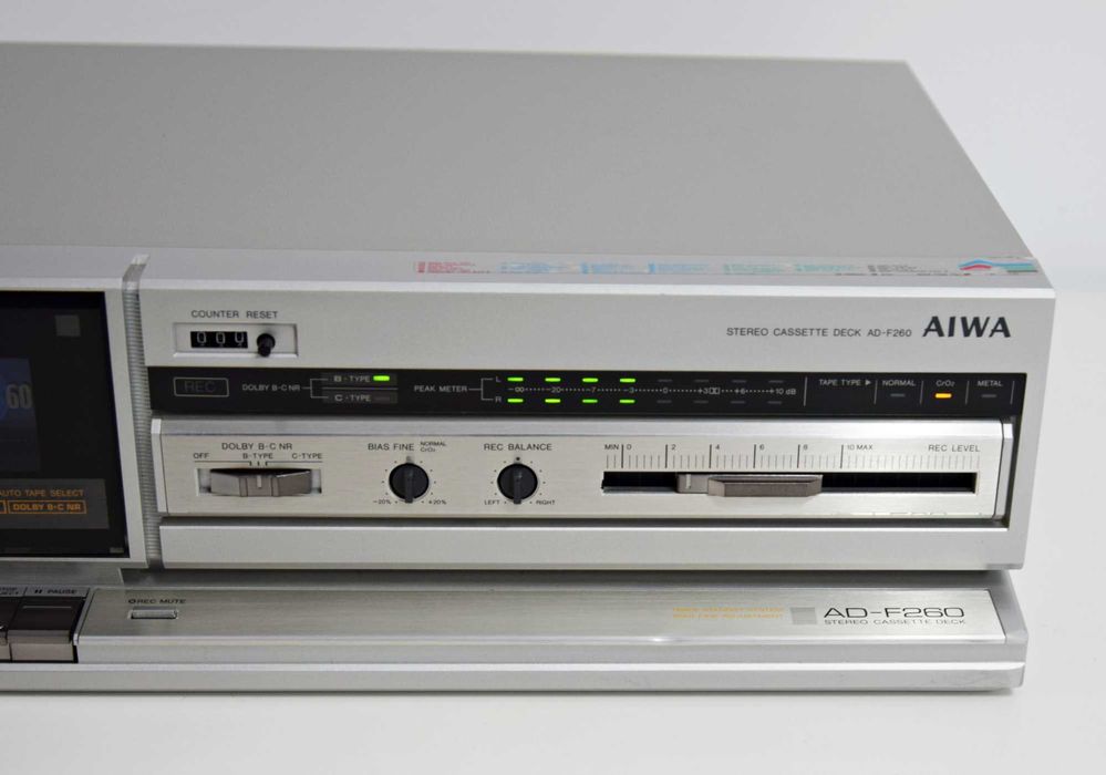 Deck Aiwa AD-F 260, casetofon