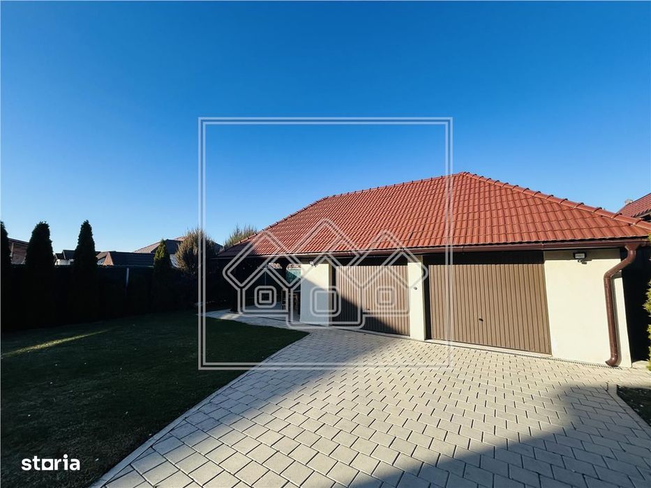 Casa individuala, teren mare, 2 garaje - Sura Mica
