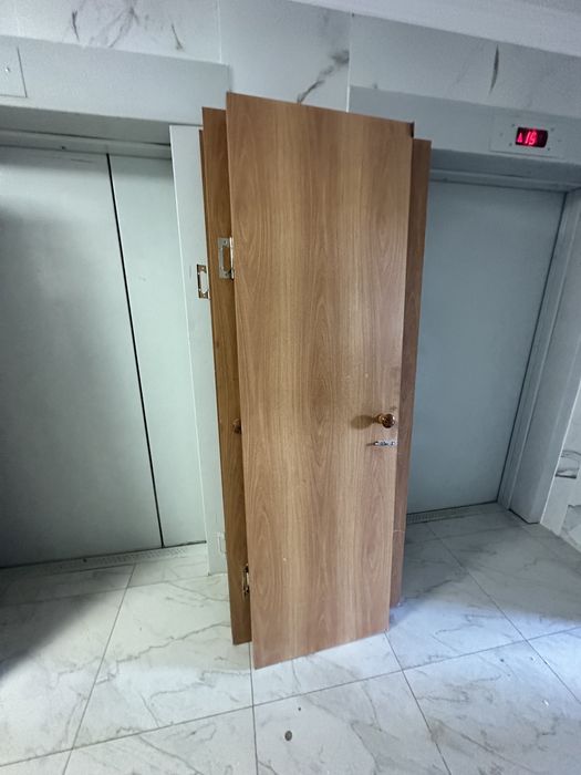 Двери межкомнатные целые