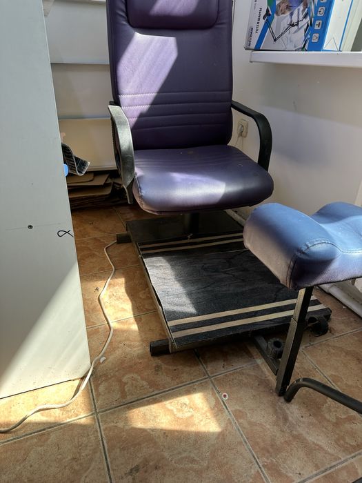 Педикюрное кресло продам