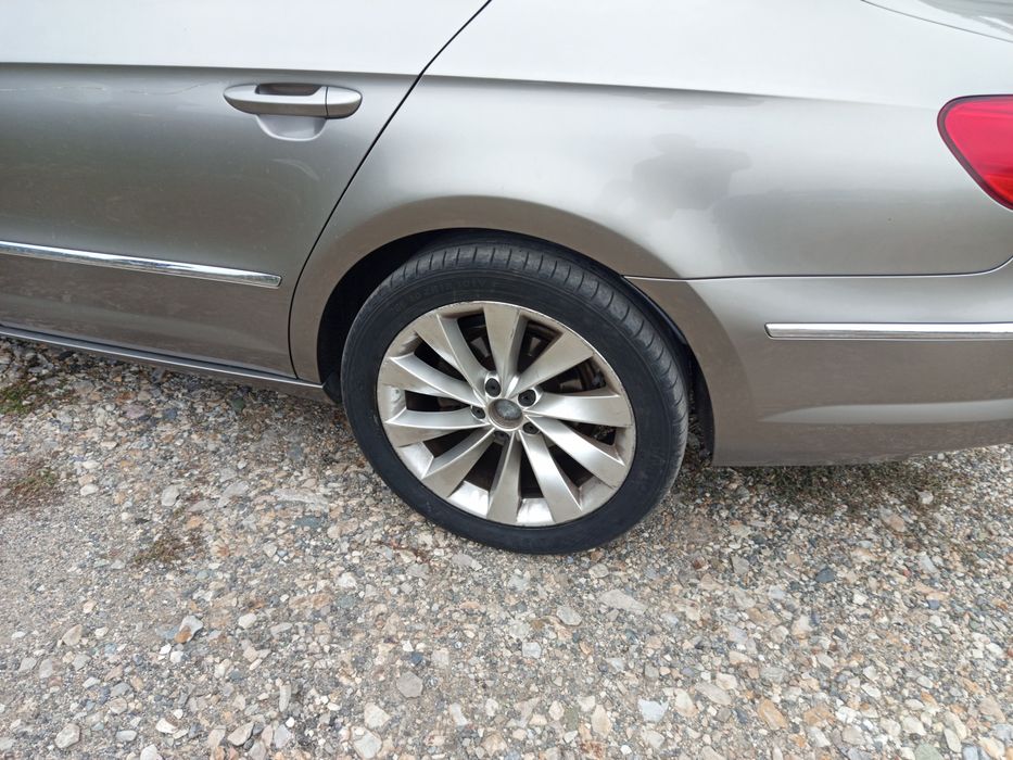 Фолксваген Пасат СС 2.0 тди DSG 2011год