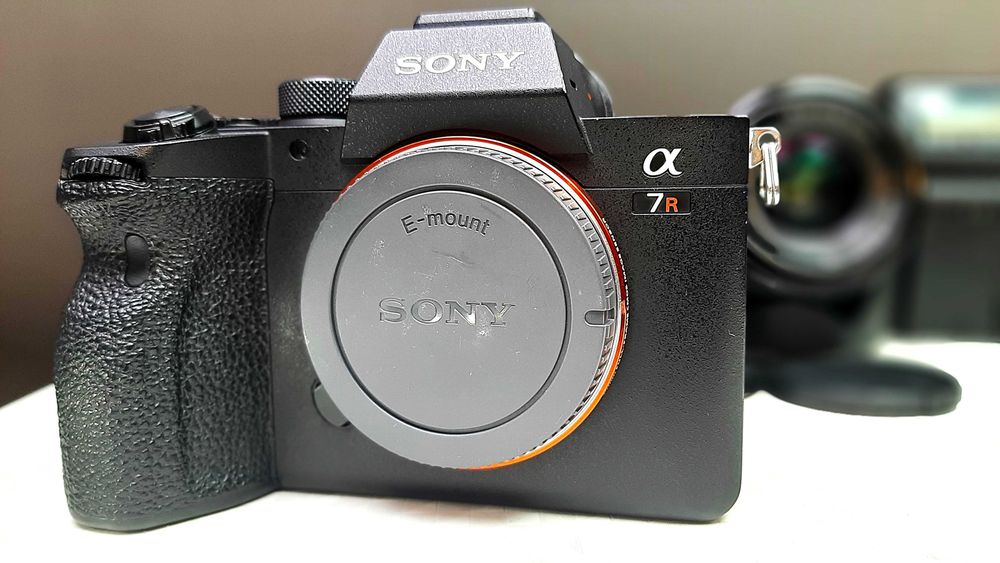 Sony Alpha A7R IV със Sony 28-70mm f/3.5-5.6 OSS
