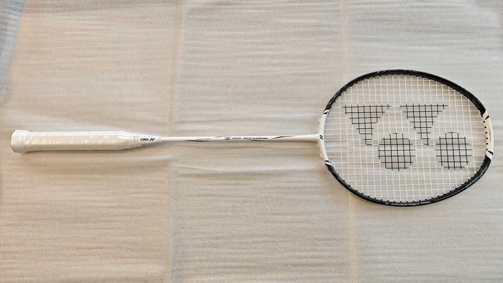 Yonex Nanoflare 1000Z ракета за бадминтон