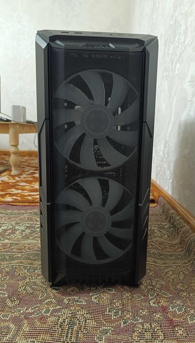 Продам игровой корпус Cooler Master HAF 500 ARGB, топ airflow