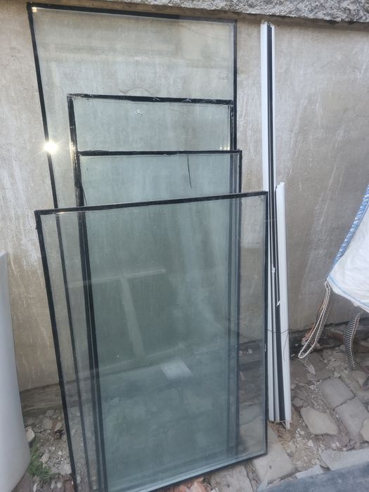 Продам стекло для пластиковые