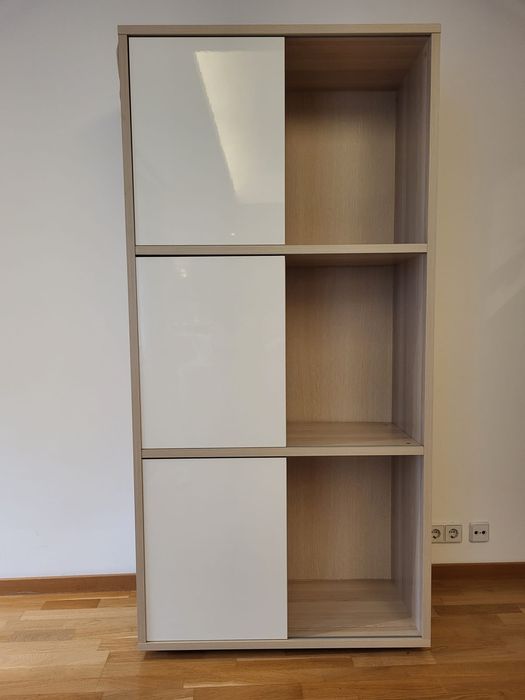 Vând etajera camera