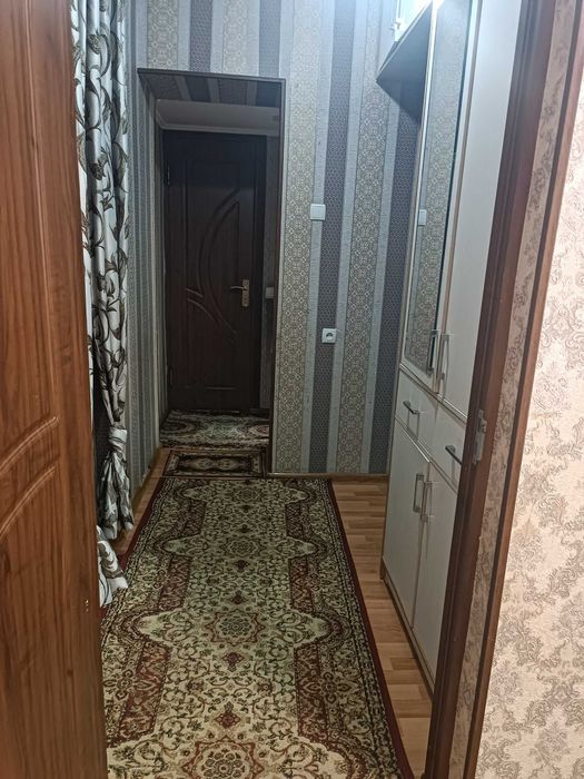 Продается 3-комнатная квартира (2/7), 48 м², Сергели-6А, кирпичный дом