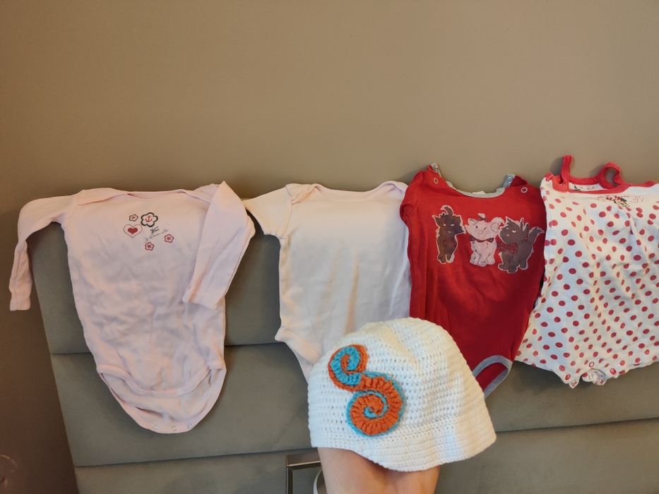 lot haine  fetita 6-9 luni